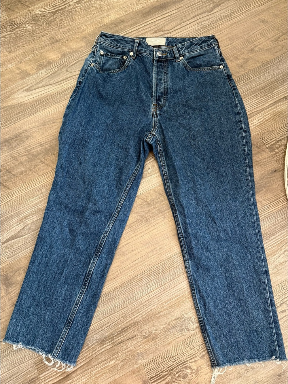 Everlane Curvy 90s Cheeky Straight Jeans